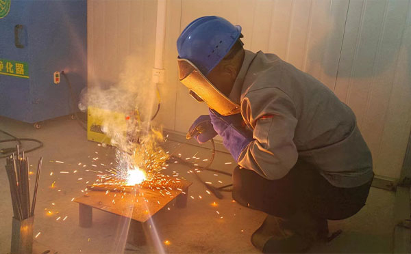 零基础能学会吗?兰州焊工培训报考与就业全指南.jpg